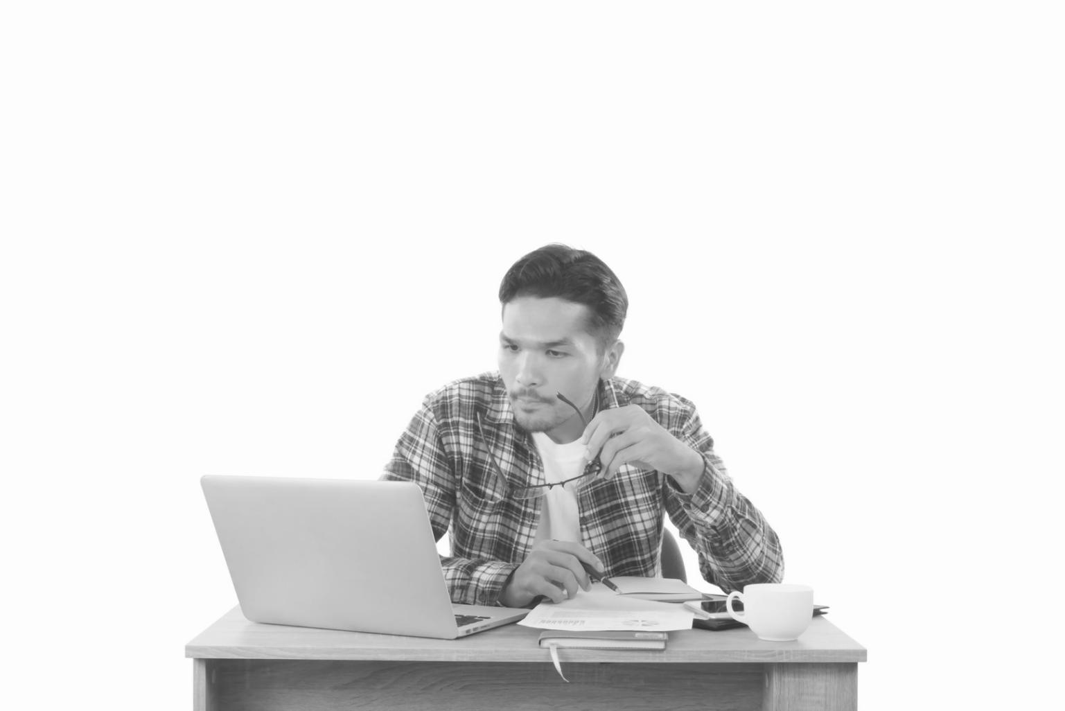 Network monitoring and management tools in action